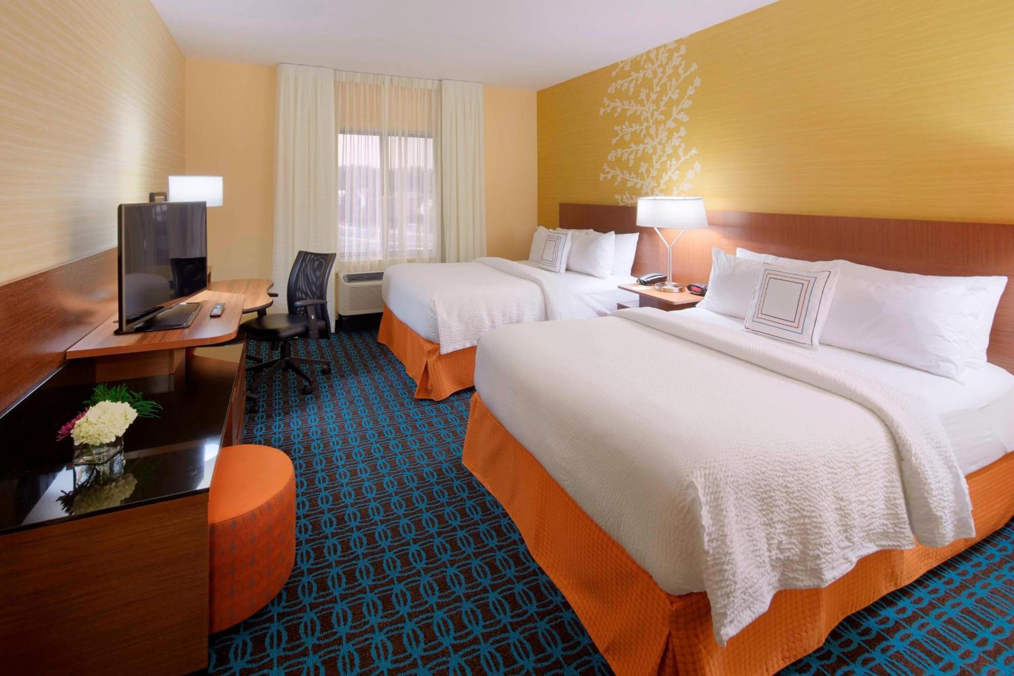 Fairfield Inn & Suites By Marriott Springfield Northampton/Amherst Exterior foto